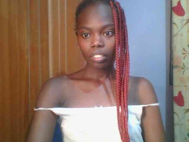 Sweet-petite Sweet-petite