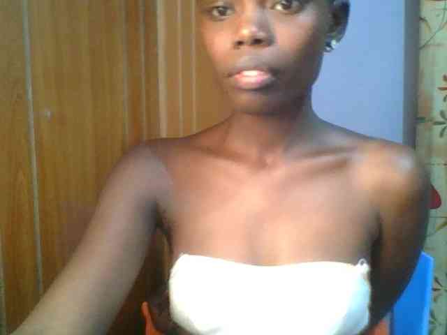 Sweet-petite Sweet-petite