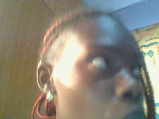 Sweet-petite Sweet-petite