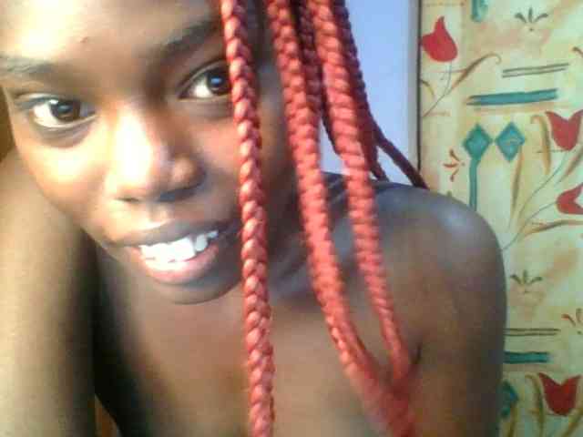 Sweet-petite Sweet-petite