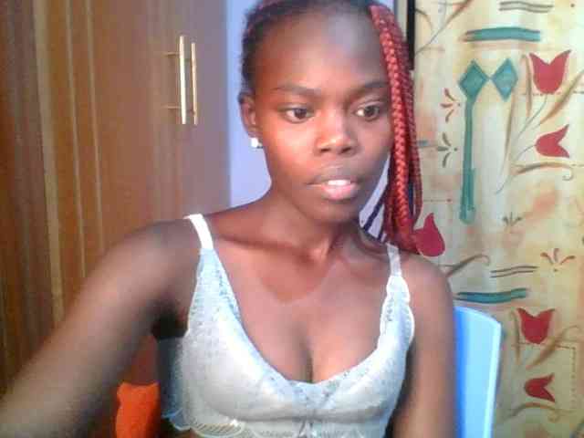 Sweet-petite Sweet-petite