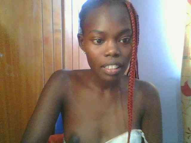 Sweet-petite Sweet-petite