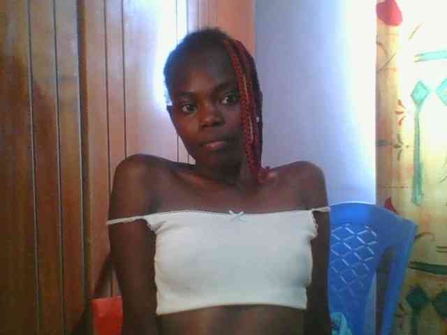 Sweet-petite Sweet-petite