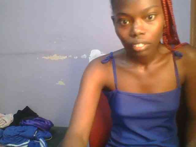 Sweet-petite Sweet-petite