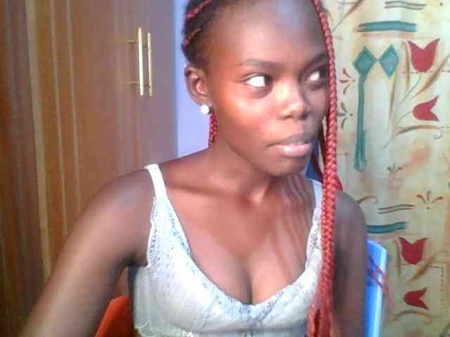 Sweet-petite Sweet-petite