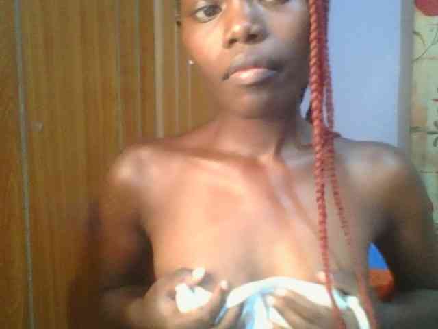 Sweet-petite Sweet-petite