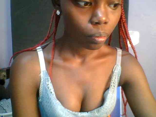 Sweet-petite Sweet-petite