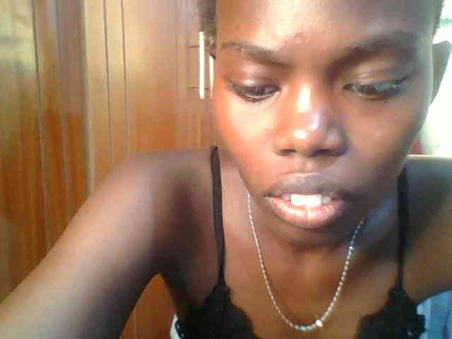 Sweet-petite Live Webcam on BongaCams