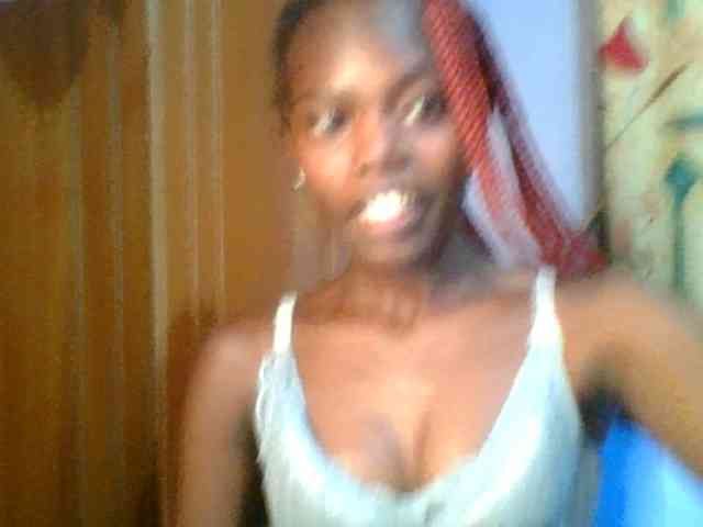 Sweet-petite Sweet-petite