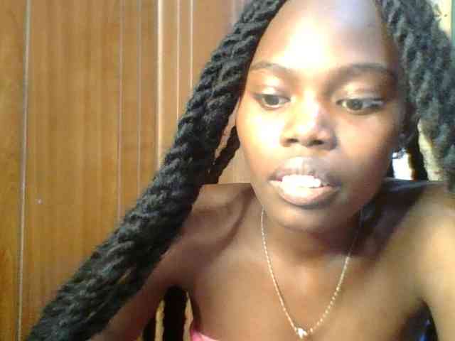 Sweet-petite Live Webcam on BongaCams