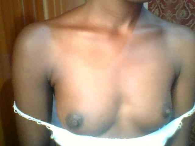 Sweet-petite Sweet-petite