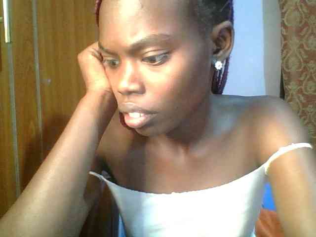 Sweet-petite Sweet-petite