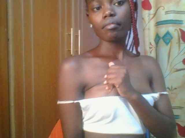 Sweet-petite Sweet-petite