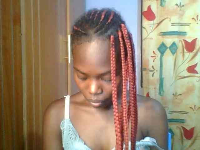 Sweet-petite Sweet-petite