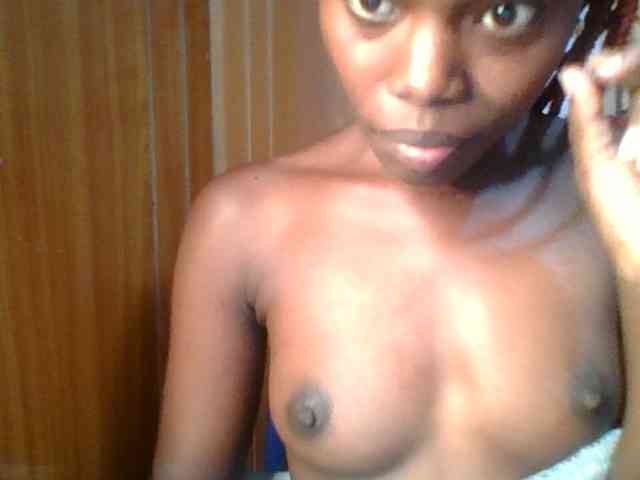 Sweet-petite Sweet-petite