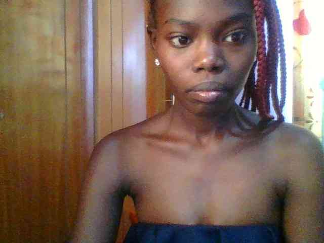 Sweet-petite Sweet-petite