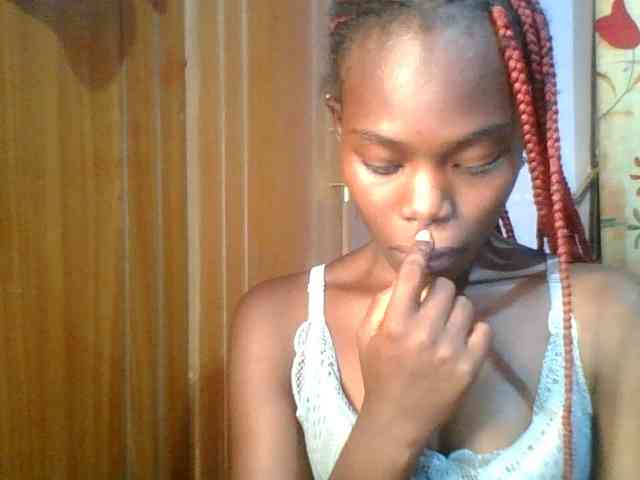 Sweet-petite Sweet-petite