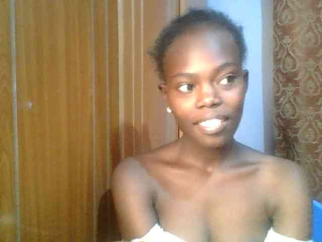 Sweet-petite Sweet-petite