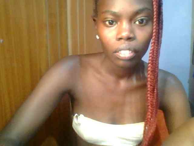 Sweet-petite Sweet-petite