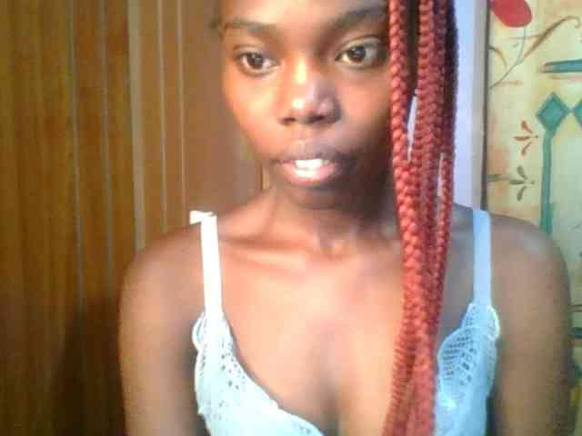 Sweet-petite Sweet-petite