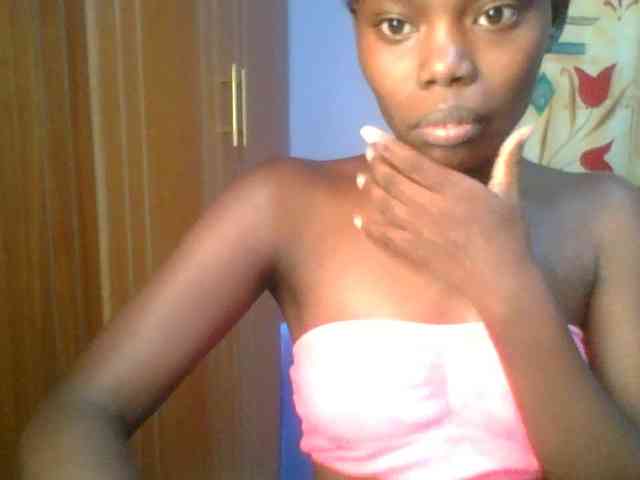 Sweet-petite Sweet-petite