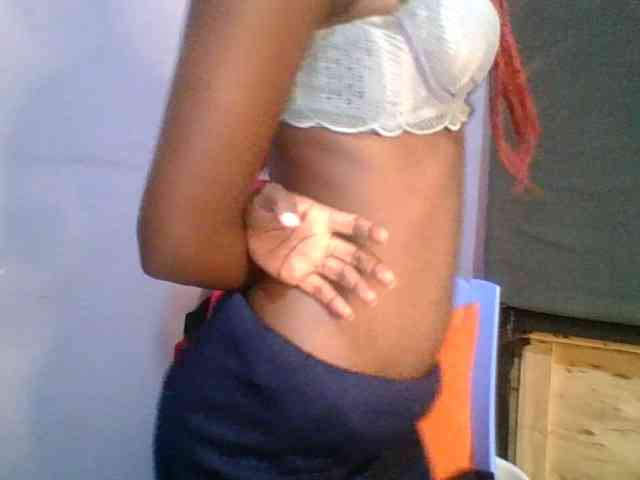 Sweet-petite Sweet-petite