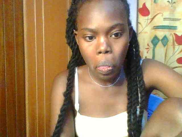 Sweet-petite Live Webcam on BongaCams