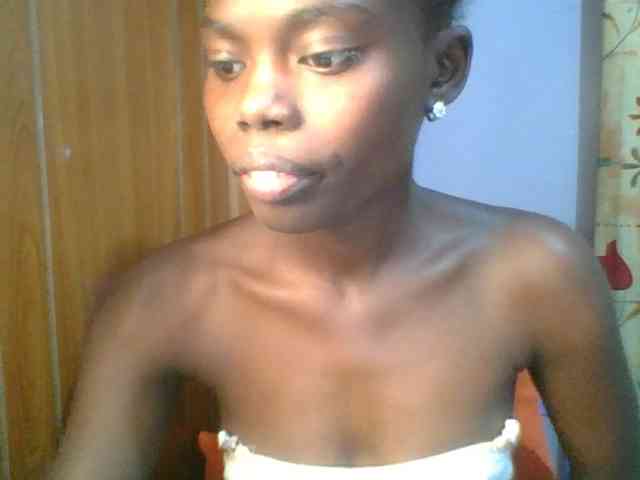 Sweet-petite Sweet-petite