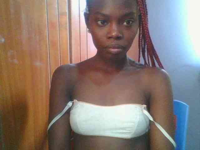 Sweet-petite Sweet-petite