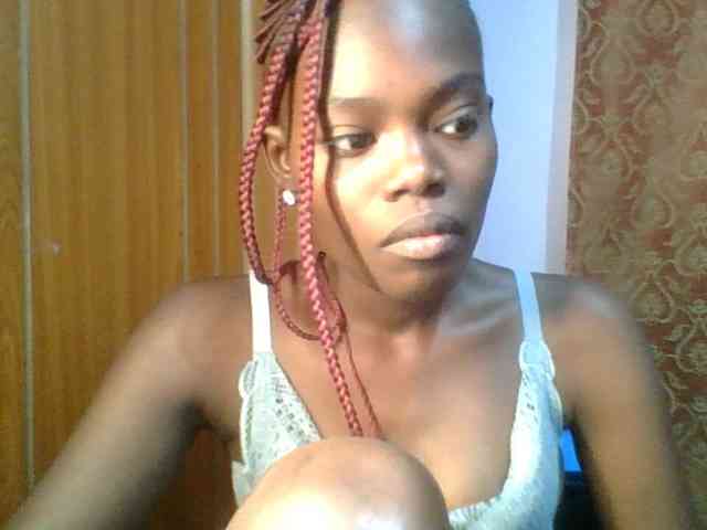 Sweet-petite Sweet-petite