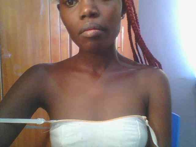 Sweet-petite Sweet-petite