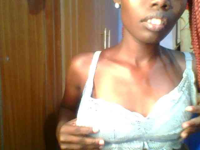 Sweet-petite Sweet-petite