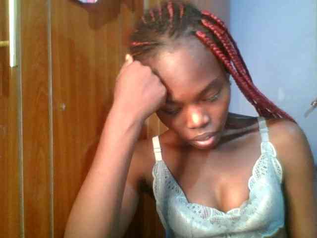 Sweet-petite Sweet-petite