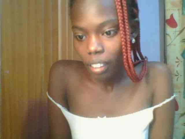 Sweet-petite Sweet-petite