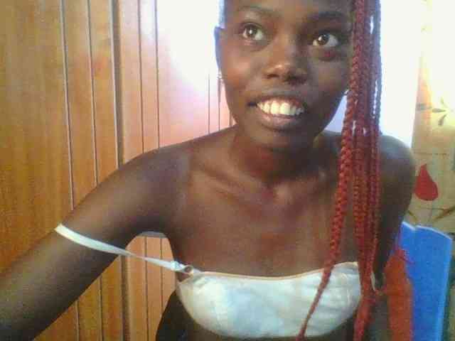 Sweet-petite Sweet-petite