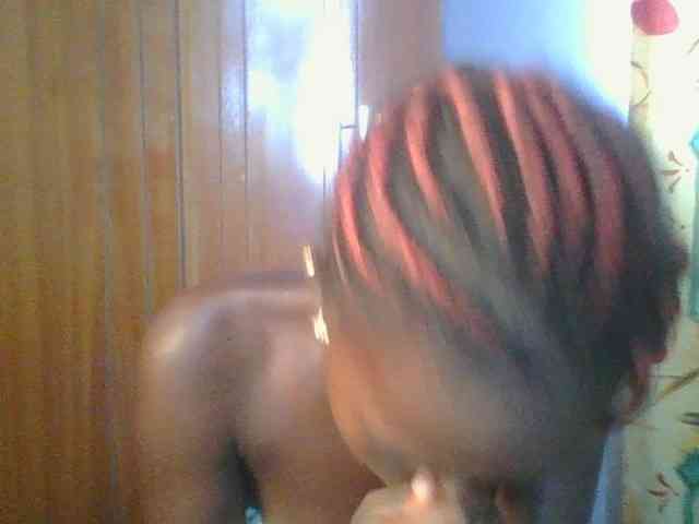 Sweet-petite Sweet-petite