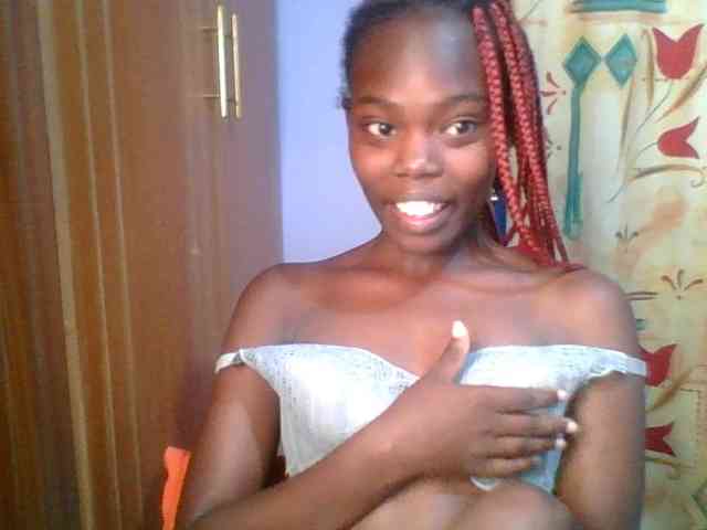 Sweet-petite Sweet-petite