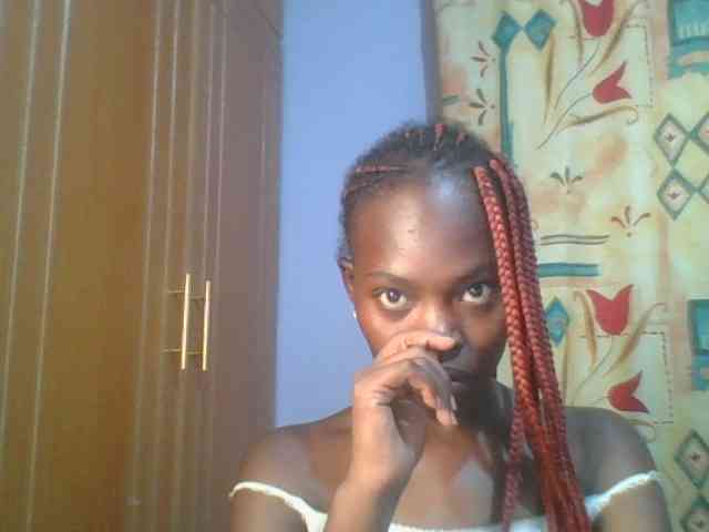 Sweet-petite Sweet-petite