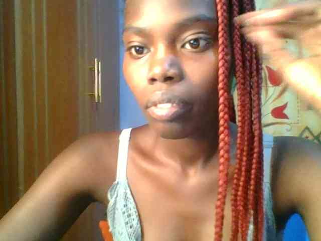 Sweet-petite Sweet-petite