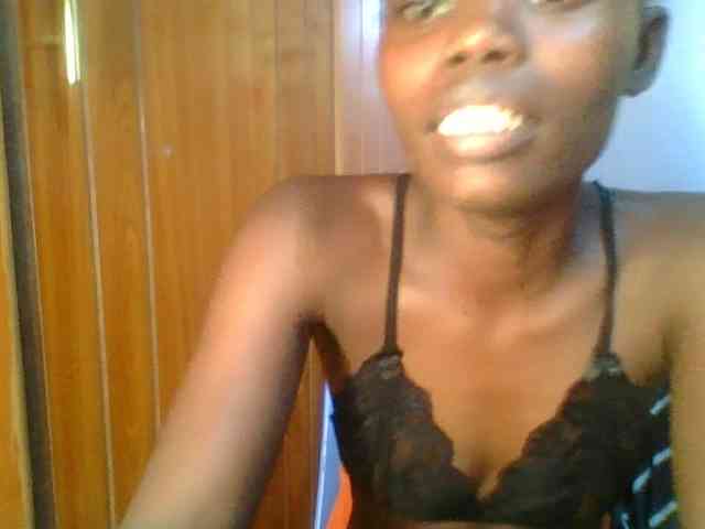 Sweet-petite Sweet-petite