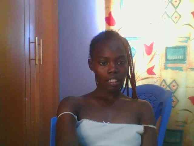 Sweet-petite Sweet-petite