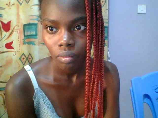 Sweet-petite Sweet-petite