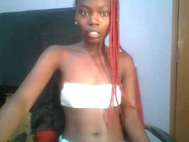 Sweet-petite Sweet-petite