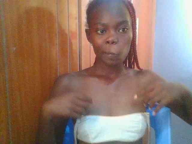 Sweet-petite Sweet-petite