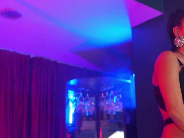 AstridVex's BongaCams show and profile