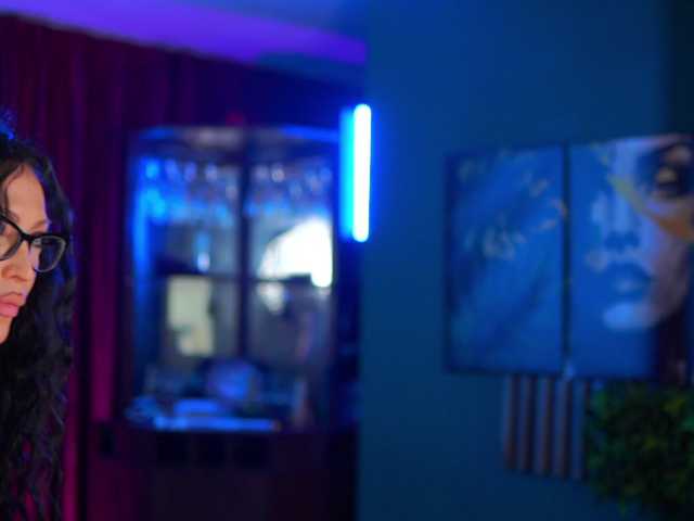 AstridVex from BongaCams