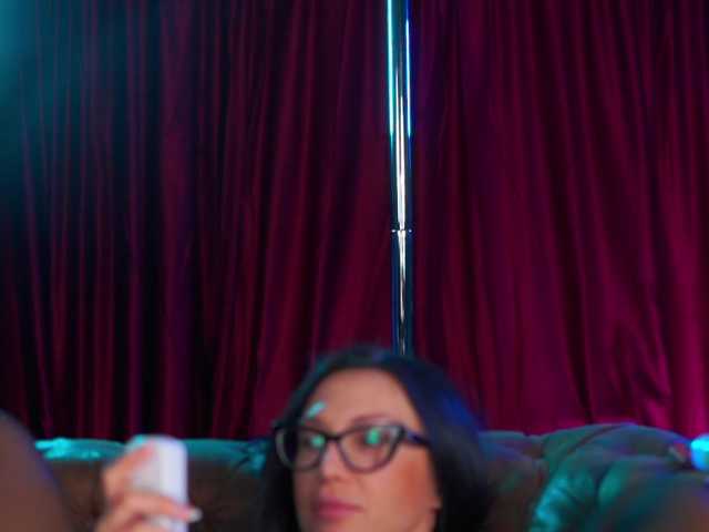 AstridVex's BongaCams show and profile