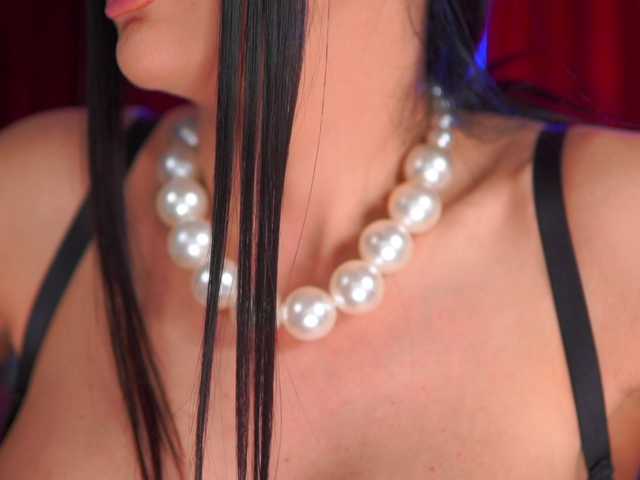 AstridVex's BongaCams show and profile