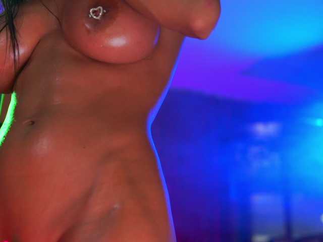 AstridVex's BongaCams profile