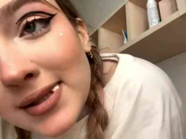 CharmaineSease webcam